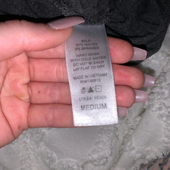 Pullover - Picture 3 of 3